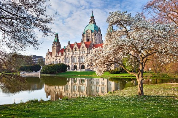 Das wunderschöne Neue Rathaus von Hannover.